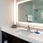 Holiday Inn Express & Suites Albuquerque-N. Balloon Fsta Park By IHG