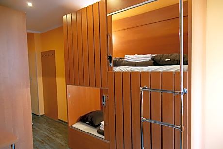 1 Person in 2-Bed Dormitory - Mixed