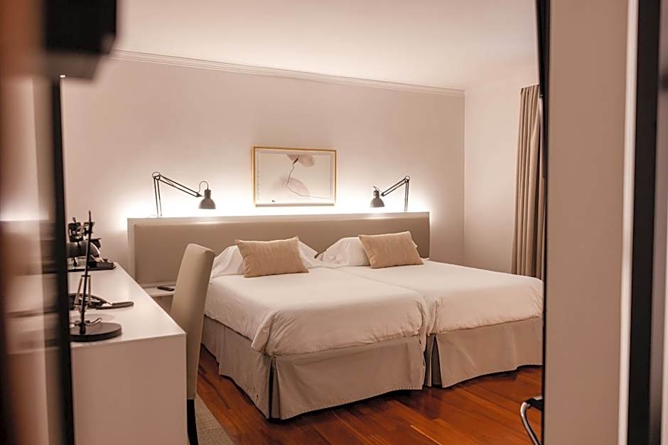 Photo 1 of 4 of 1 Double Bed or 2 Beds, Garden View