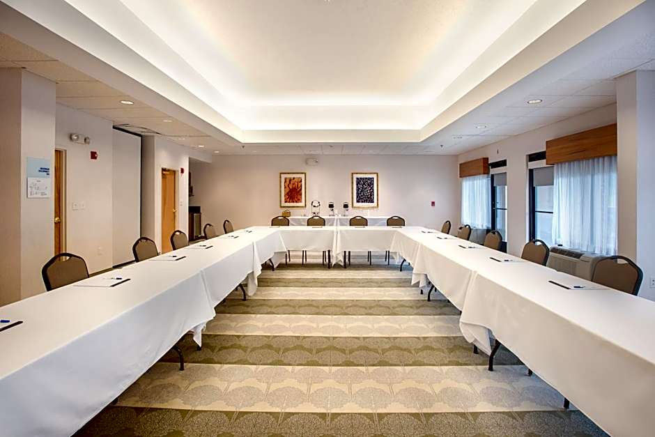 Holiday Inn Express Boone By IHG