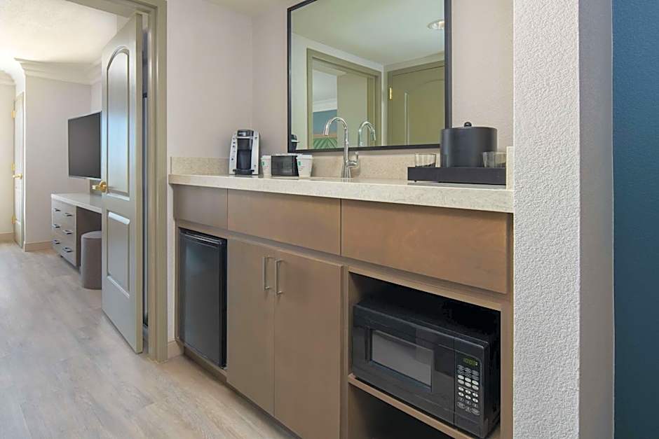 Embassy Suites By Hilton Hotel Sacramento-Riverfront Promenade