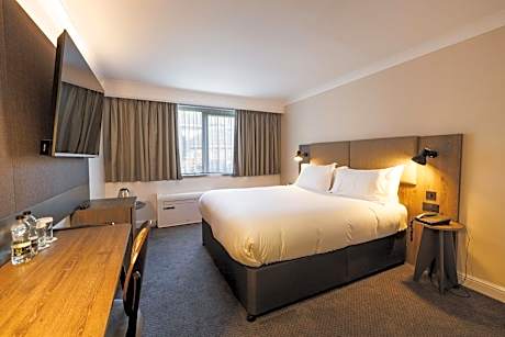Holiday Inn Newcastle South by IHG