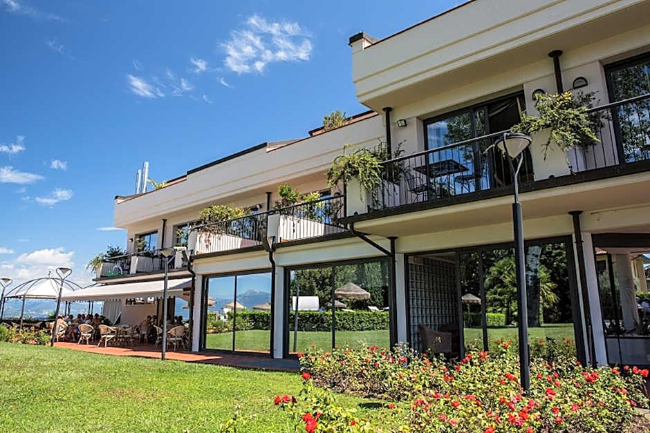 Yachting Hotel Mistral