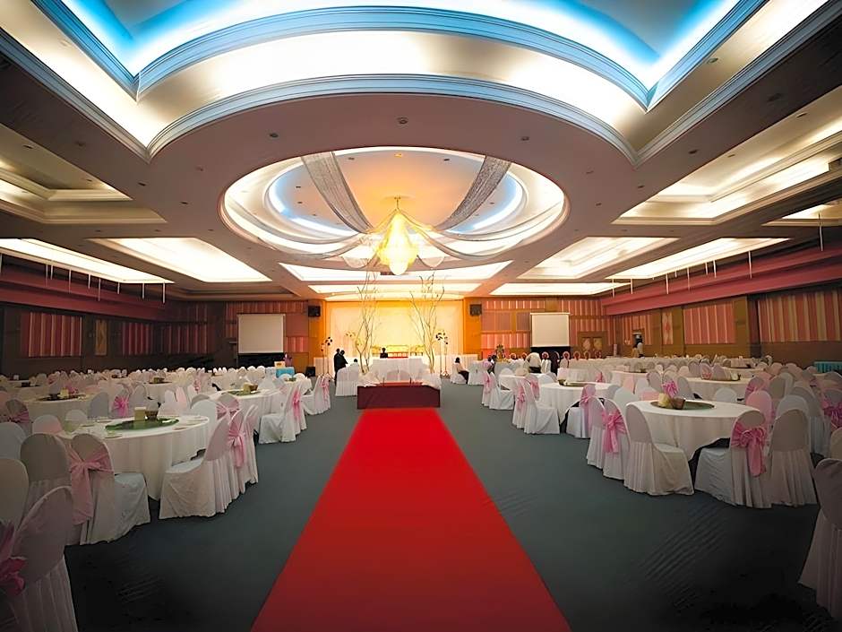 River Hotel The Budget