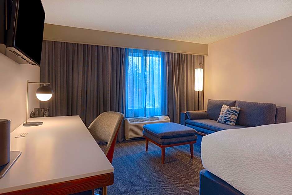 Courtyard by Marriott Portland Southeast/Clackamas