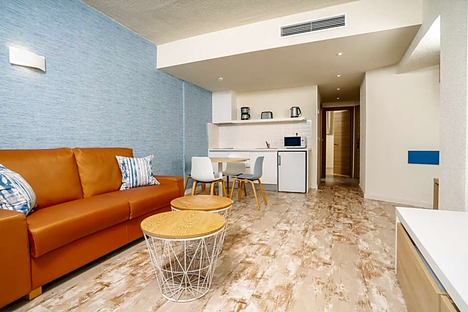 HOVIMA La Pinta Beachfront Family Hotel