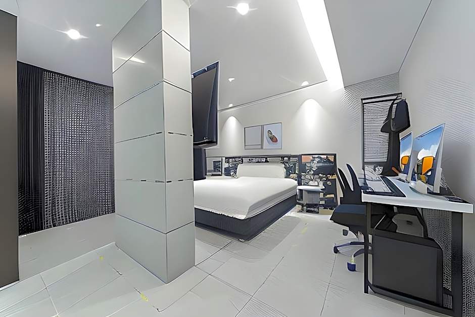 Hotel Zam 101