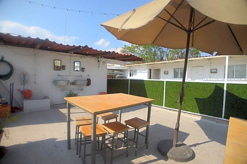 El Petate Hostel