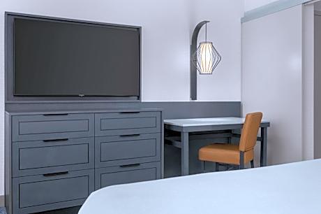 Two Room Suite with Two Queen Beds - Hearing Access