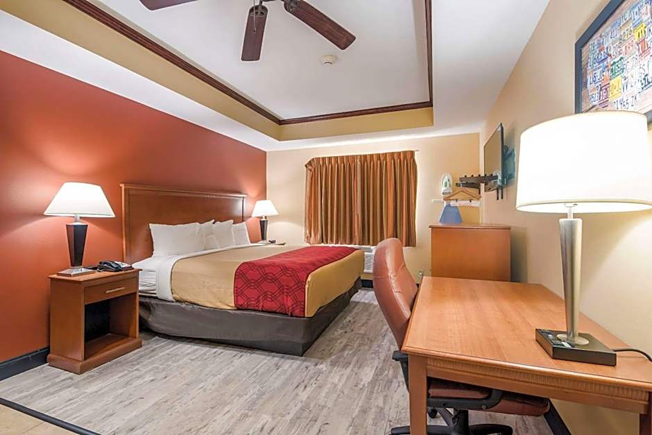 Econo Lodge Inn & Suites Little Rock SW – Little Rock, AR