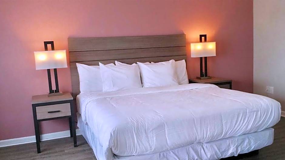 Econo Lodge Inn & Suites Abilene East District