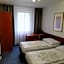 Hotel Bohemians