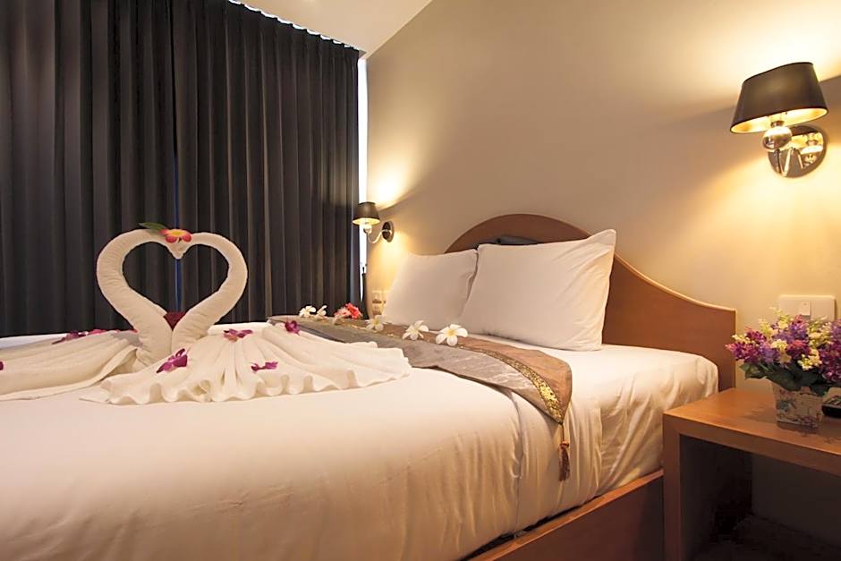 Behind The Scene Hotel Club @ Samui