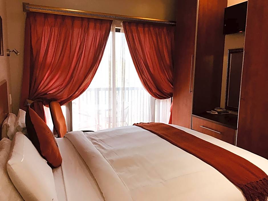 Jay and Bee Guesthouse