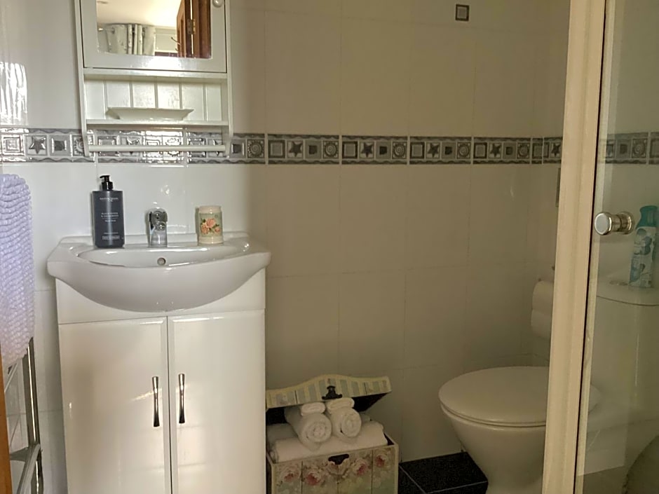 Bosvean House Bed & Breakfast