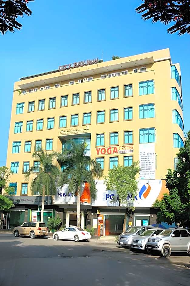 City Bay Hotel