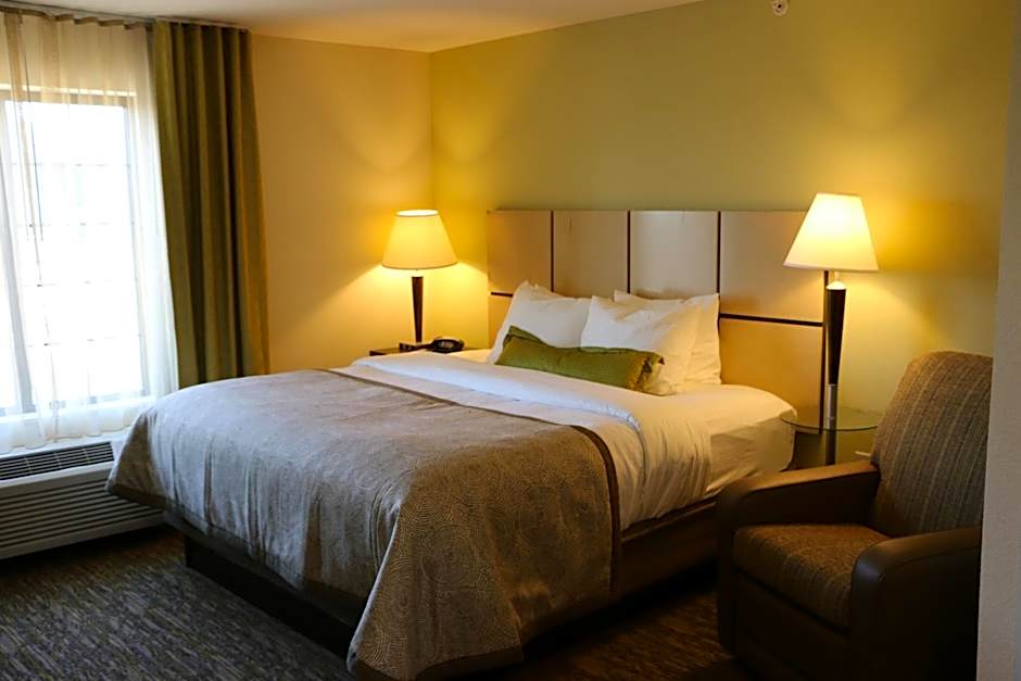Candlewood Suites Bloomington By IHG