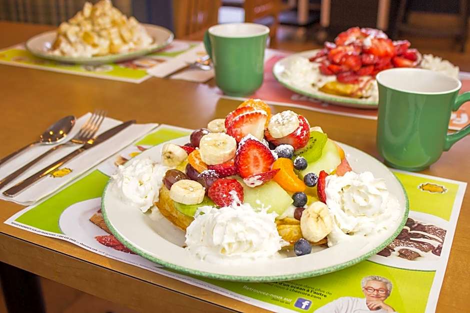 Days Inn by Wyndham Edmonton Downtown