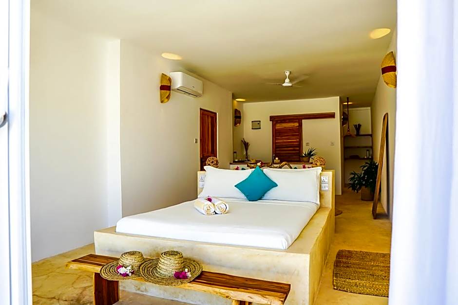 Aquamarina Hotel