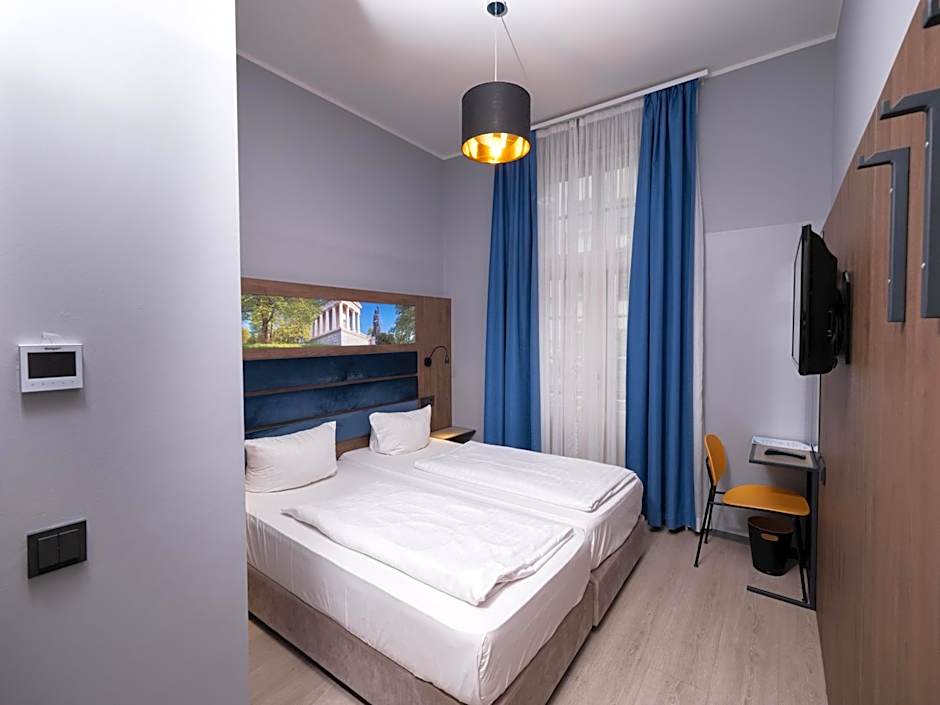Smart Stay Hotel Station