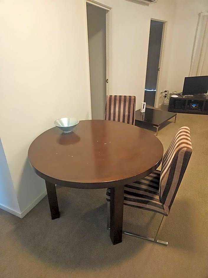 Gladstone City Central Apartment Hotel Official
