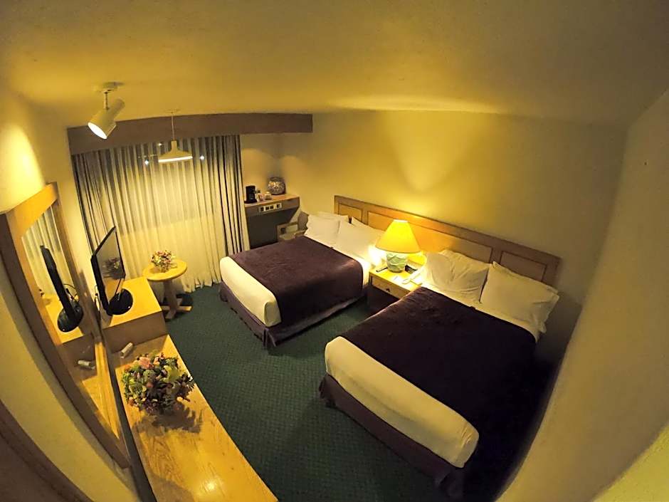 Cantalagua Inn