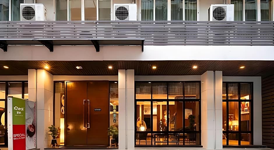 iCheck inn Silom