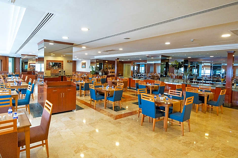 The Green Park Bostanci