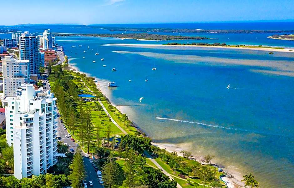 Crystal Bay On The Broadwater