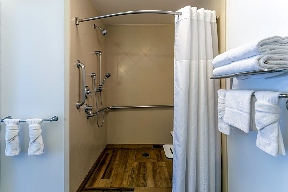 Hampton Inn & Suites Chicago - Libertyville