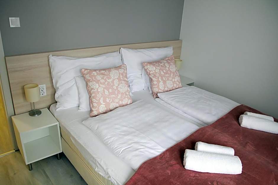 ****Heviz Springs Apartments