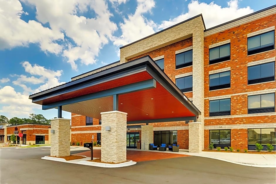 Holiday Inn Express - Wilmington - Porters Neck, an IHG Hotel