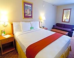 Oakland Airport Arena Hotel
