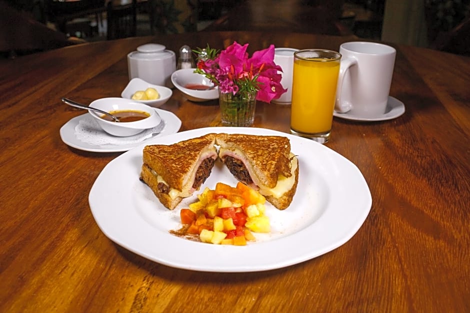 Hotel Garza Canela