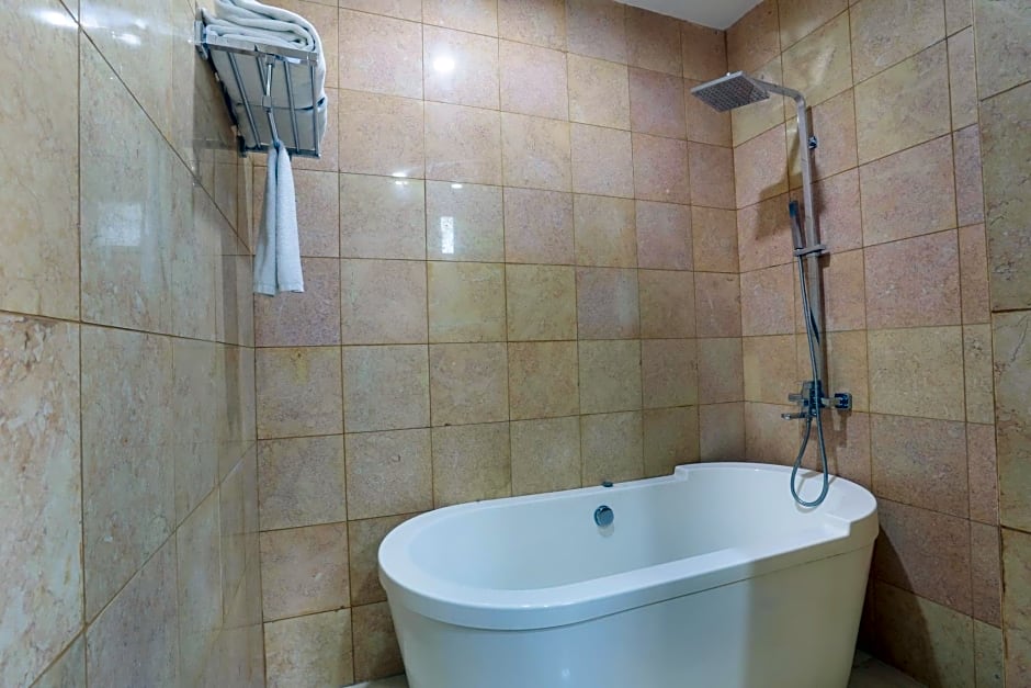 Centro By Orchardz Hotel