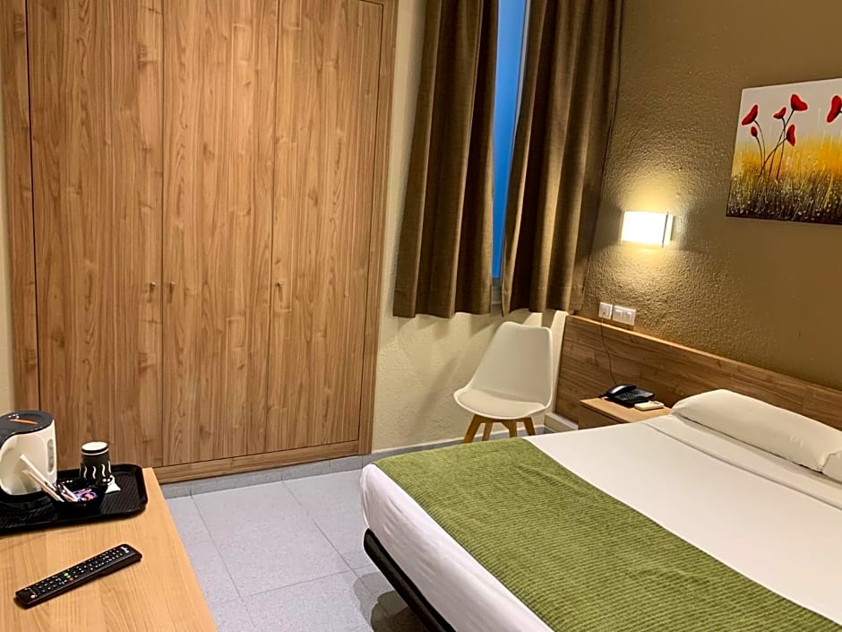 Aneto Hotel