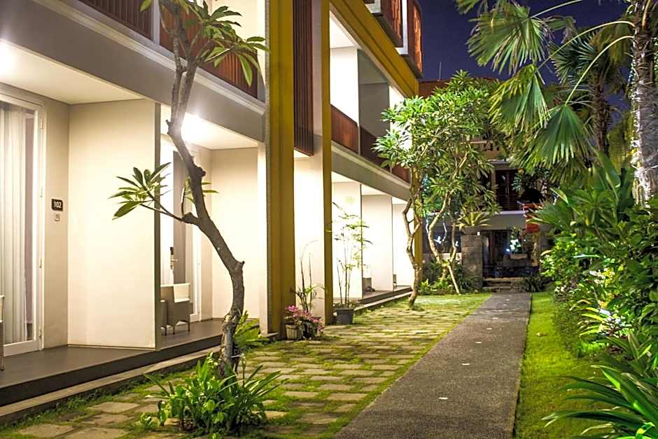 Transera Kamini Legian Hotel