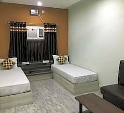 FabHotel Deepak Palace - Assi Ghat