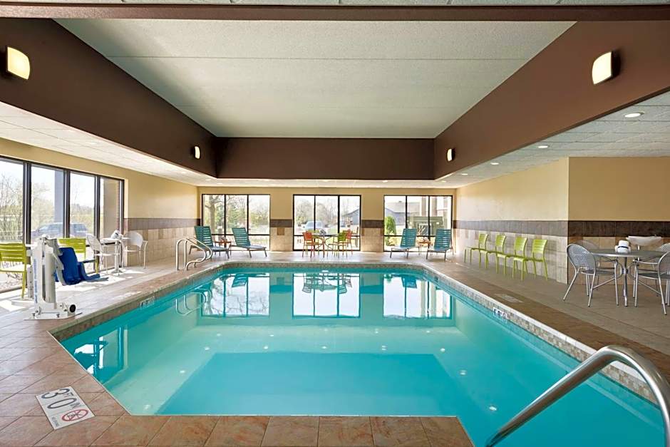 Hampton Inn By Hilton Appleton-Fox River Mall Area