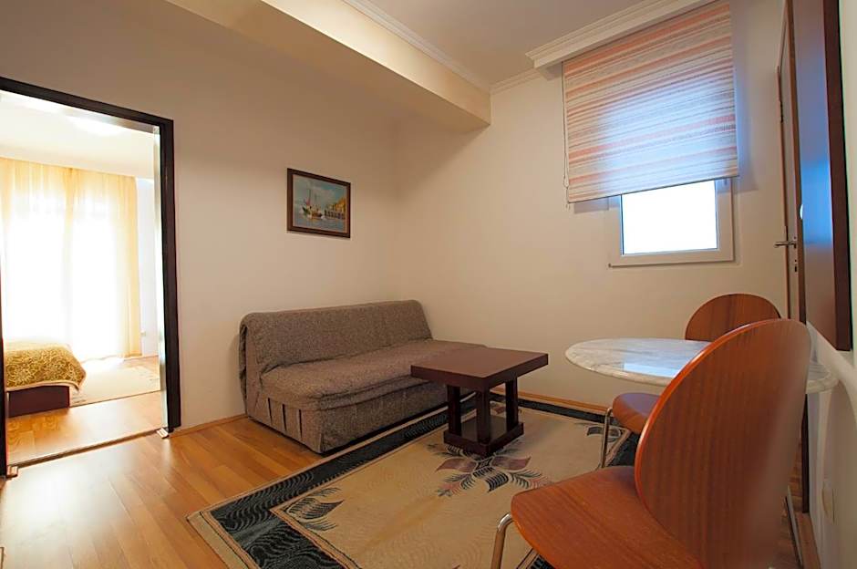 Vila Đurić - Ex Hotel Đurić