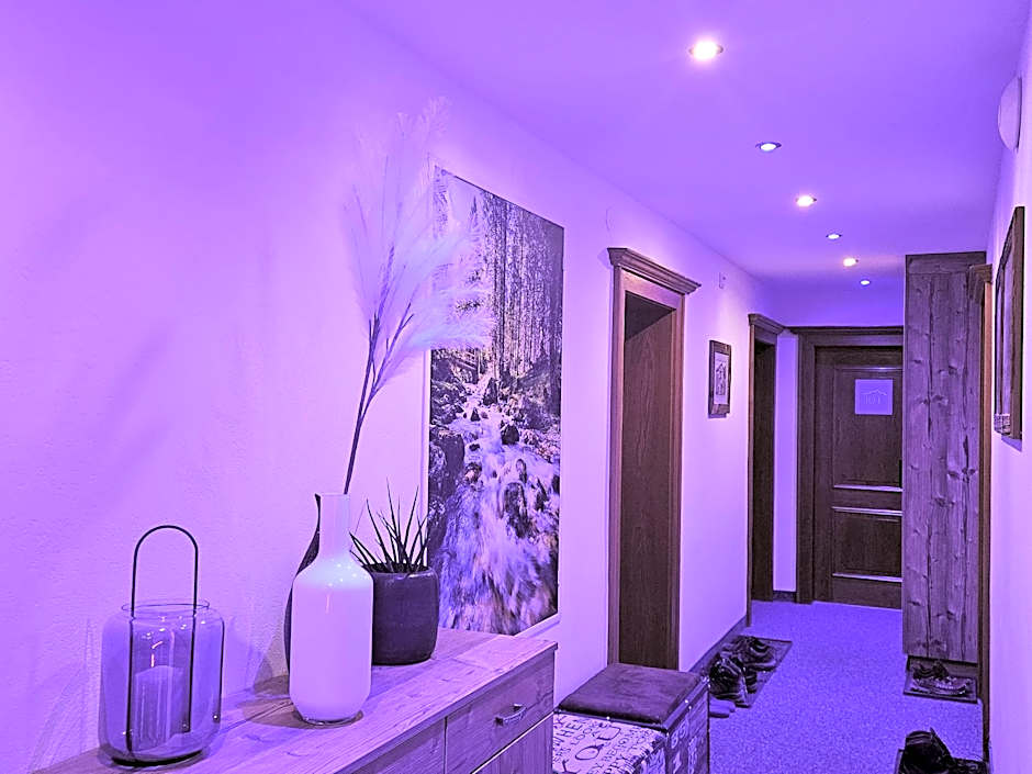 No1 - Flo's Rooms & Breakfast