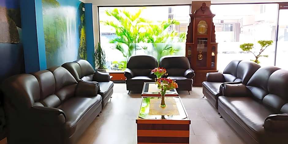 Paradise Hotel