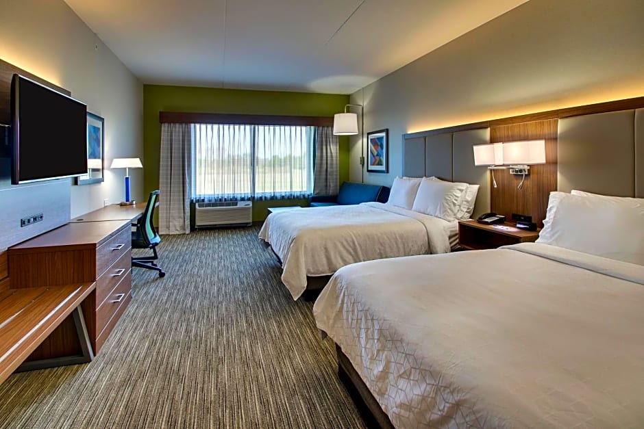 Holiday Inn Express & Suites Findlay North, an IHG Hotel