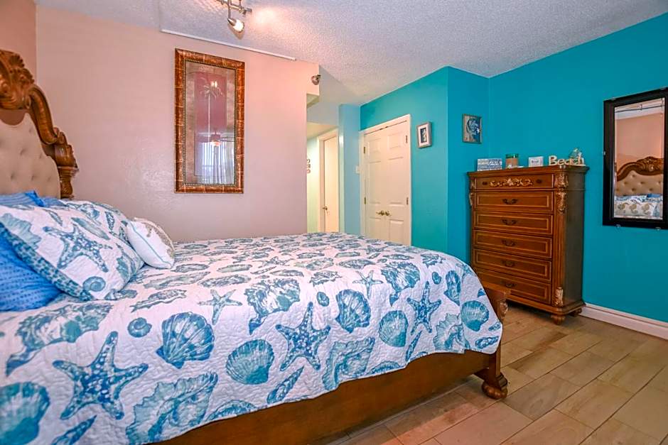 Daytona Beach studio condo with beautiful Ocean view