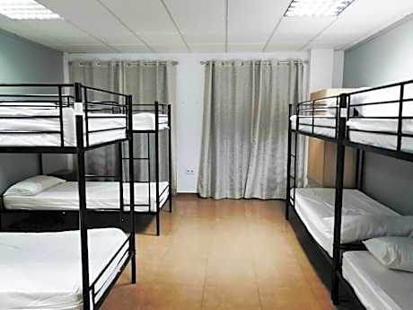 Mixed Dormitory Room