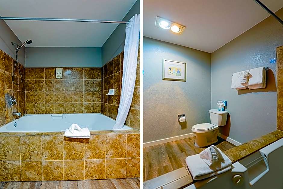 Coast River Inn by OYO Seaside