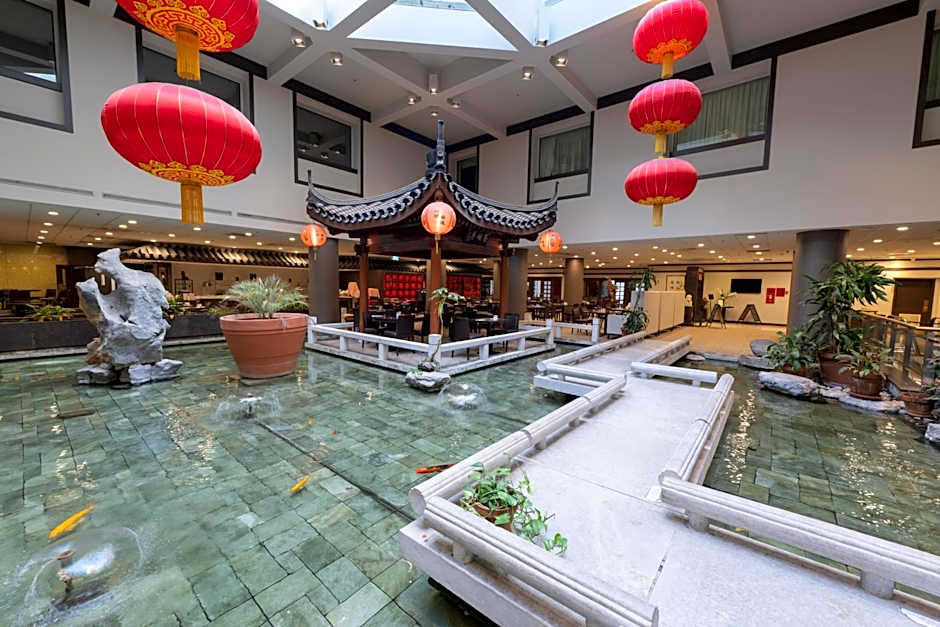 Holiday Inn Montreal Centre Ville Downtown By IHG