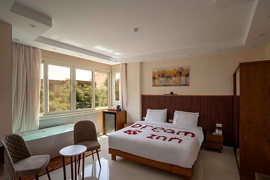 Dream Inn Pyramids View