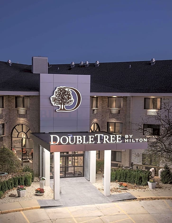 DoubleTree by Hilton Racine Harbourwalk