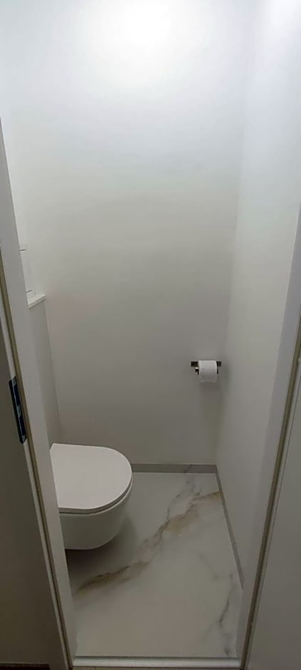 Warszawa Krucza Pokoje